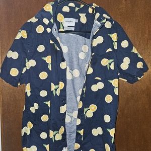 Men's medium button down shirt